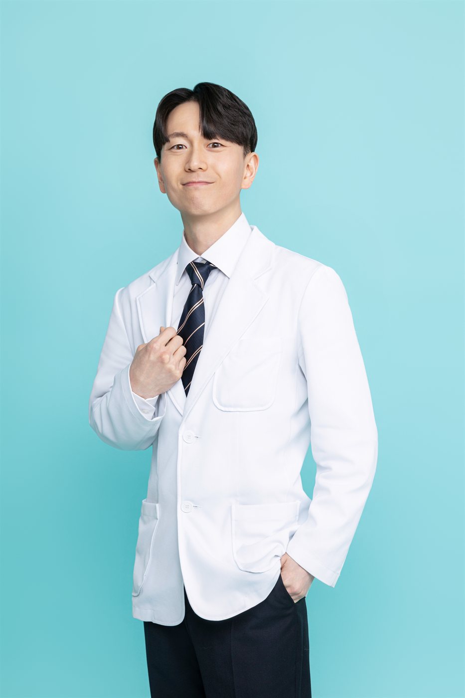 Jong-han Park的官方肖像照
